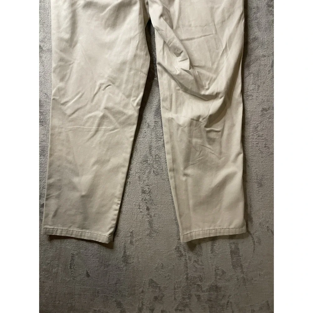 Levi Strauss Men's 36x30 Classic Flat‎ Front Pants Khaki